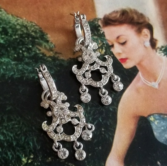 Avon Jewelry - Relisted - Elegant Avon Chandelier earrings diamante silver